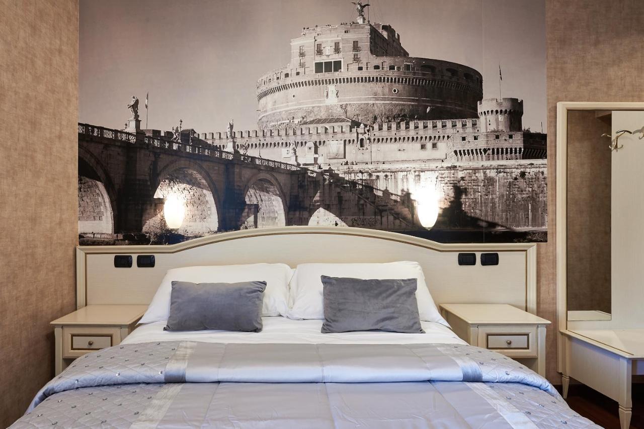 Le Suite Downtown Рим Екстер'єр фото