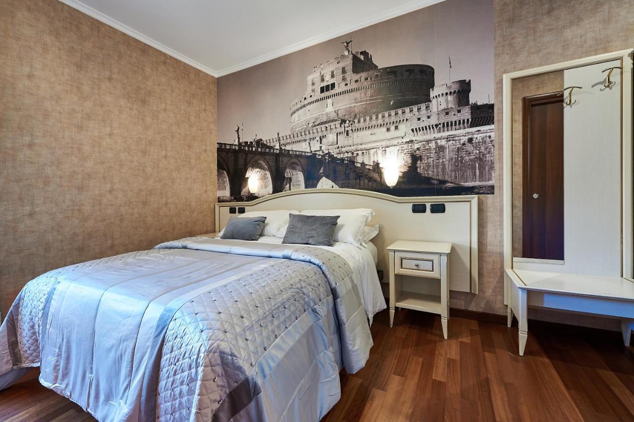 Le Suite Downtown Рим Екстер'єр фото