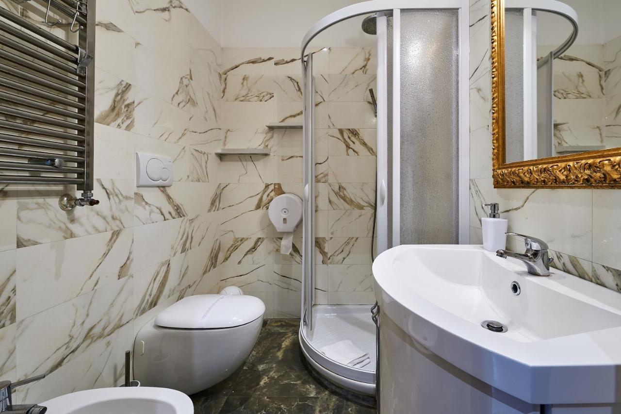 Le Suite Downtown Рим Екстер'єр фото