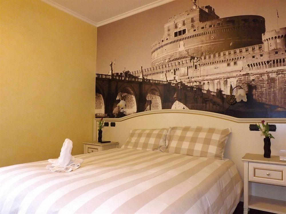 Le Suite Downtown Рим Екстер'єр фото