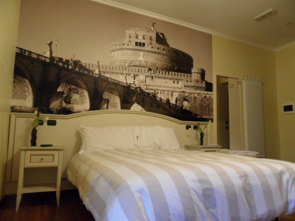 Le Suite Downtown Рим Екстер'єр фото