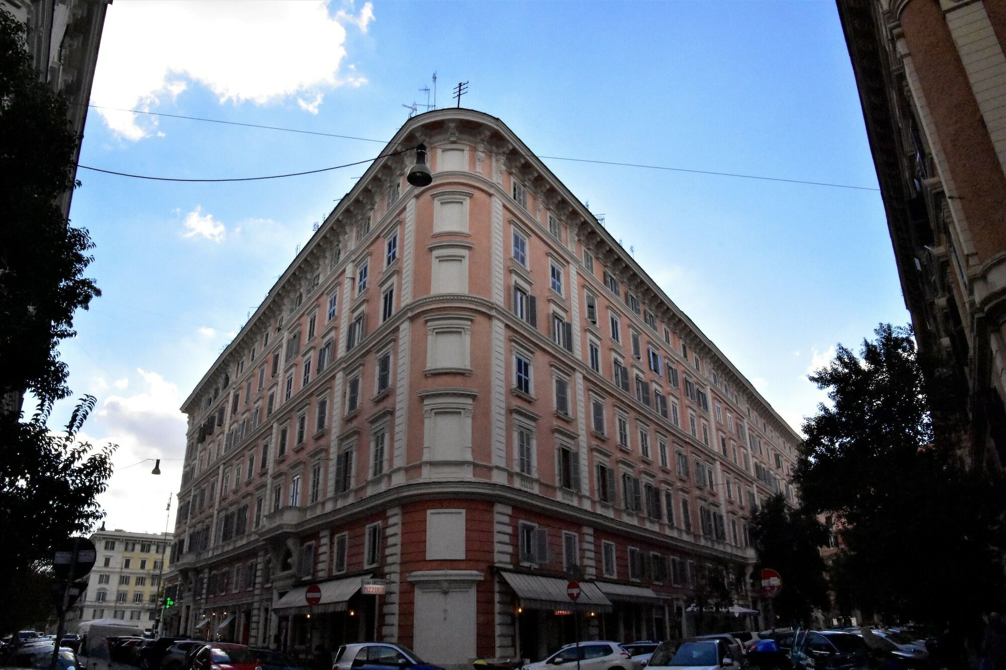Le Suite Downtown Рим Екстер'єр фото